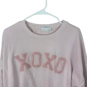 Cupcakes and Cashmere Sweatshirt Womens Medium Pink XOXO Chenille Patch Pullover